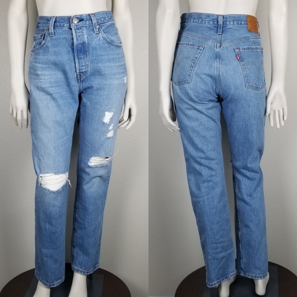 Levi's 501 Original Fit Rigid Denim Jeans in Athens Crown Medium Wash Size 28x30 - Picture 2 of 16